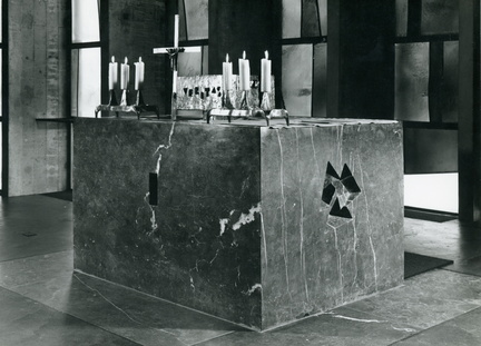 Inselspital Altar und Zubehör