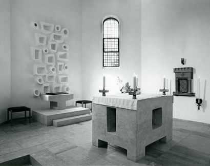 Gempen Altar und Chor