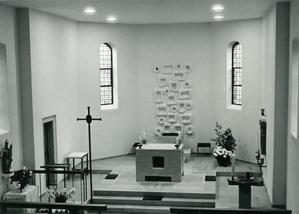 Gempen Altar und Chor